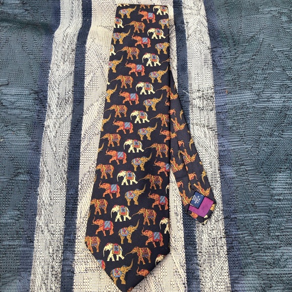 Huntington Elephants Silk Tie 4” - Picture 2 of 7